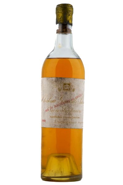 Picture of 1949 Château Graville Lacoste, Graves Supérieur, mid-shoulder 