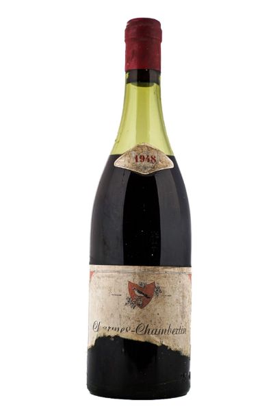 Picture of 1948 Grivelet Cusset Charmes-Chambertin Grand Cru, mid-high shoulder, damaged label