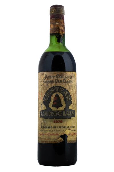 Picture of 1979 Château Angelus, Grand Cru Classé Saint Emilion, high shoulder